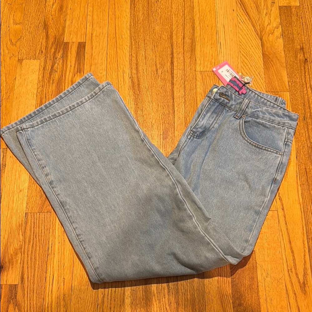 NWT Edikted Women’s Classic Blue Denim Jeans Size Small